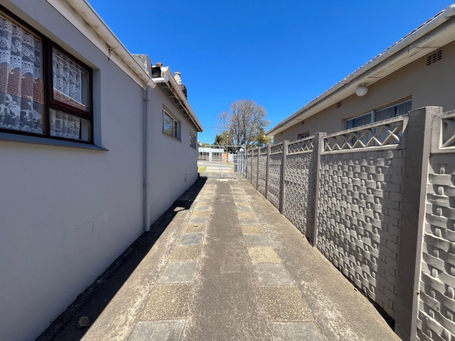 3 Bedroom Property for Sale in Greenfields Eastern Cape